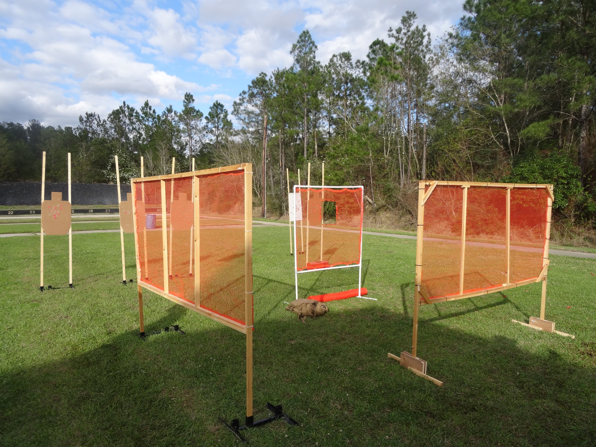 Range barrier netting designed for USPSA and tactical training